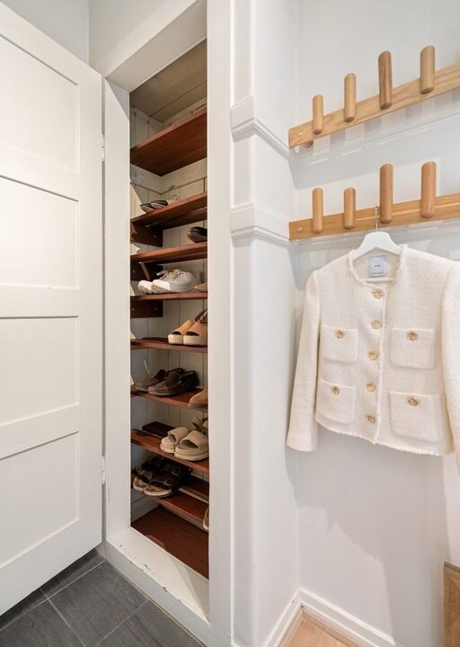 Simple Ways to Organize Your Entryway for a Tidy Home